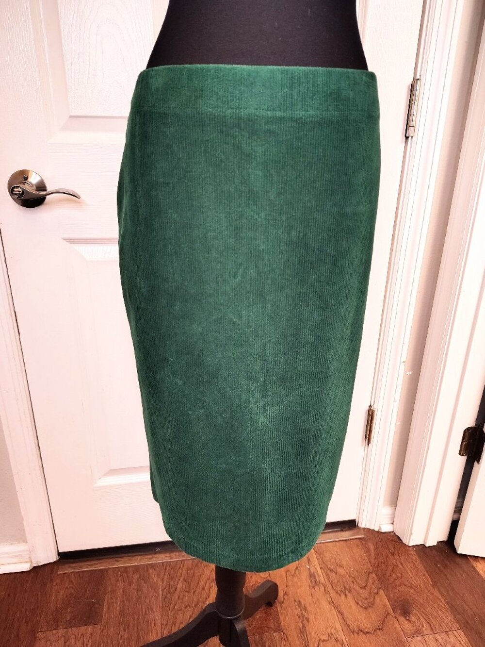 LOT OF 2 Lands' End Corduroy Pencil Skirts Green Black Retro Preppy Rory Small